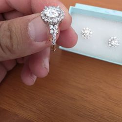 7 Carat Moissanite Set Ring And Earrings 