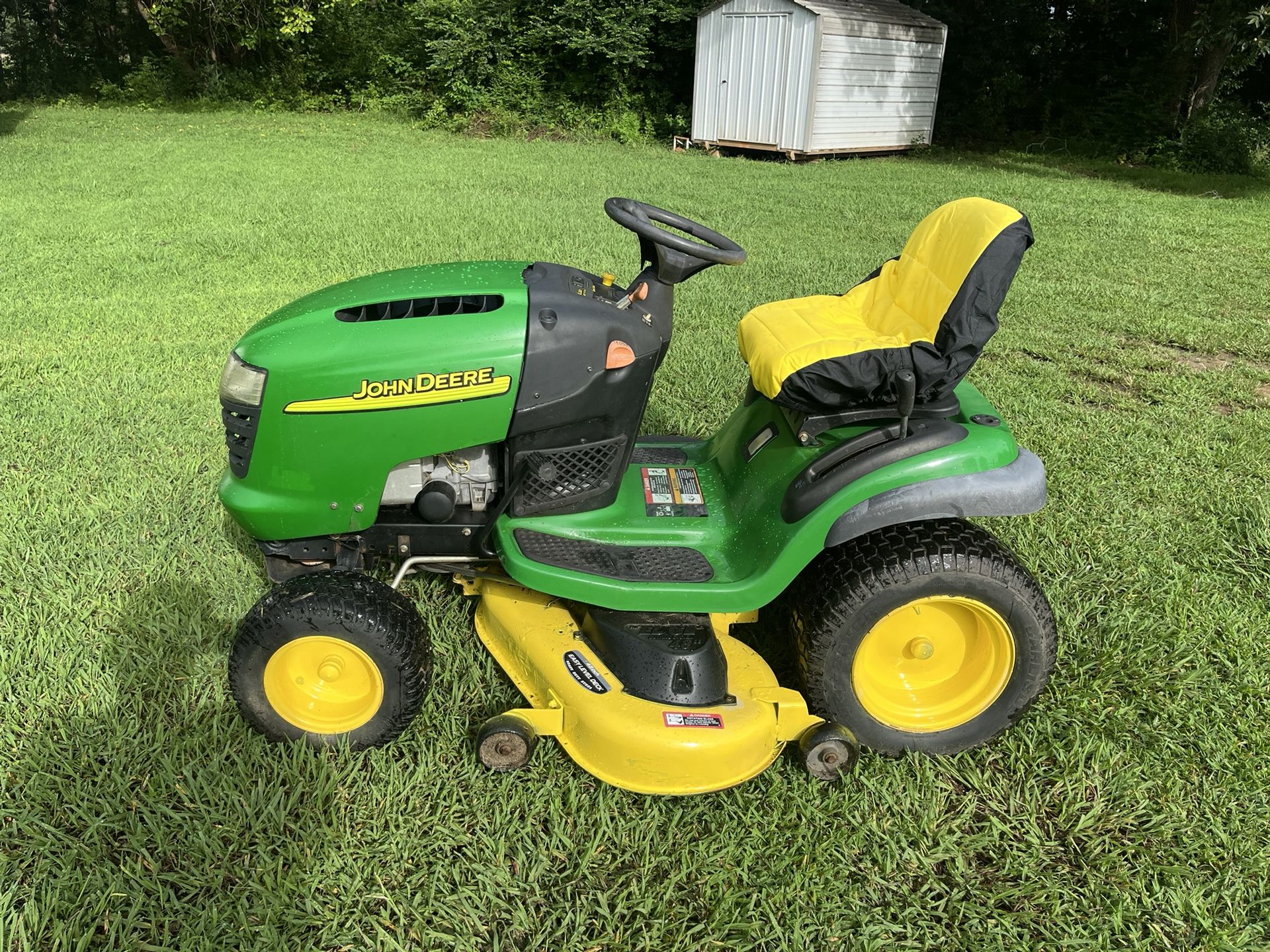 John Deere 145 
