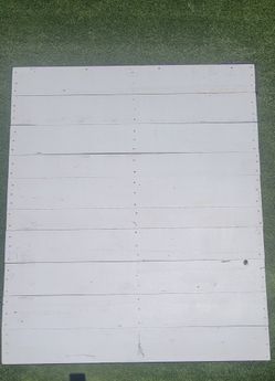 Pallet Bed & Custom Mattress