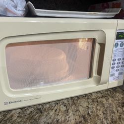 Microwave Works Good $30 