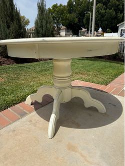 Dining Table Round 36” diameter