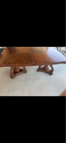 Dinning table and 3 chairs