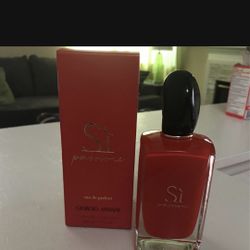Giorgio  Armani  Perfume 