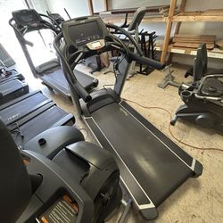 Cybex  770t.    Treadmill