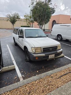 2000 Toyota Tacoma