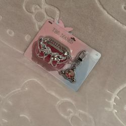 Pop Mart Skullpanda Air Pod Case 