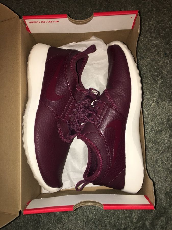 Nike Juvenate Leather Maroon 6.5 for Sale in Burbank CA OfferUp
