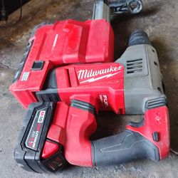 Rotary Hammer Milwaukee Con Su Baquiun I Batería 
