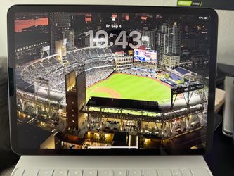 iPad Pro M1 11” BUNDLE: Magic Keyboard & Pencil 2
