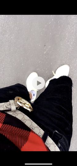 Authentic Gucci Belt (Tan & Black) Gold Emblem