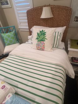Woven Seagrass Twin Bed Headboard