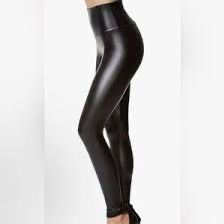Size small black leggings
