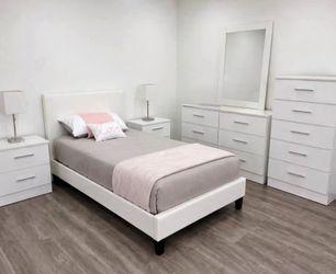 Bedroom Set - Juego de Cuarto ( twin)