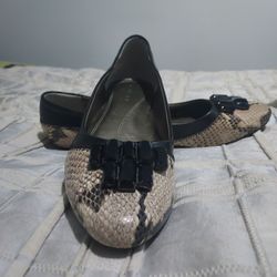 TAHARI TA-BAILEY SHOES 