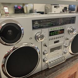 GPO Portable Boombox