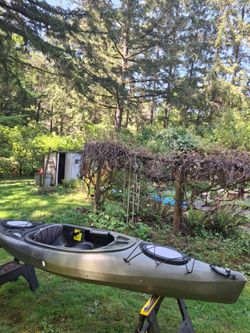 Kayak 10.6 feet