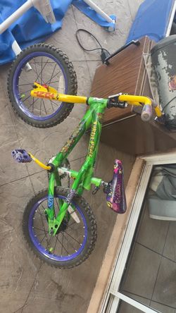 Kid bikes