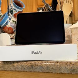iPad Air M3 Cellular Tablet 