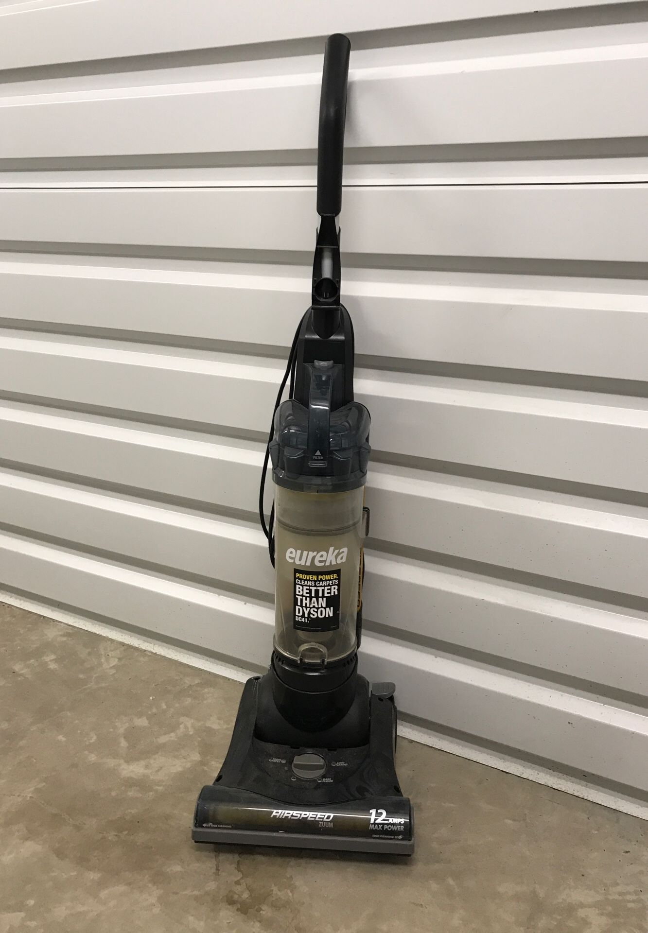 Eureka airspeed zuum 12AMP VACUUM CLEANER