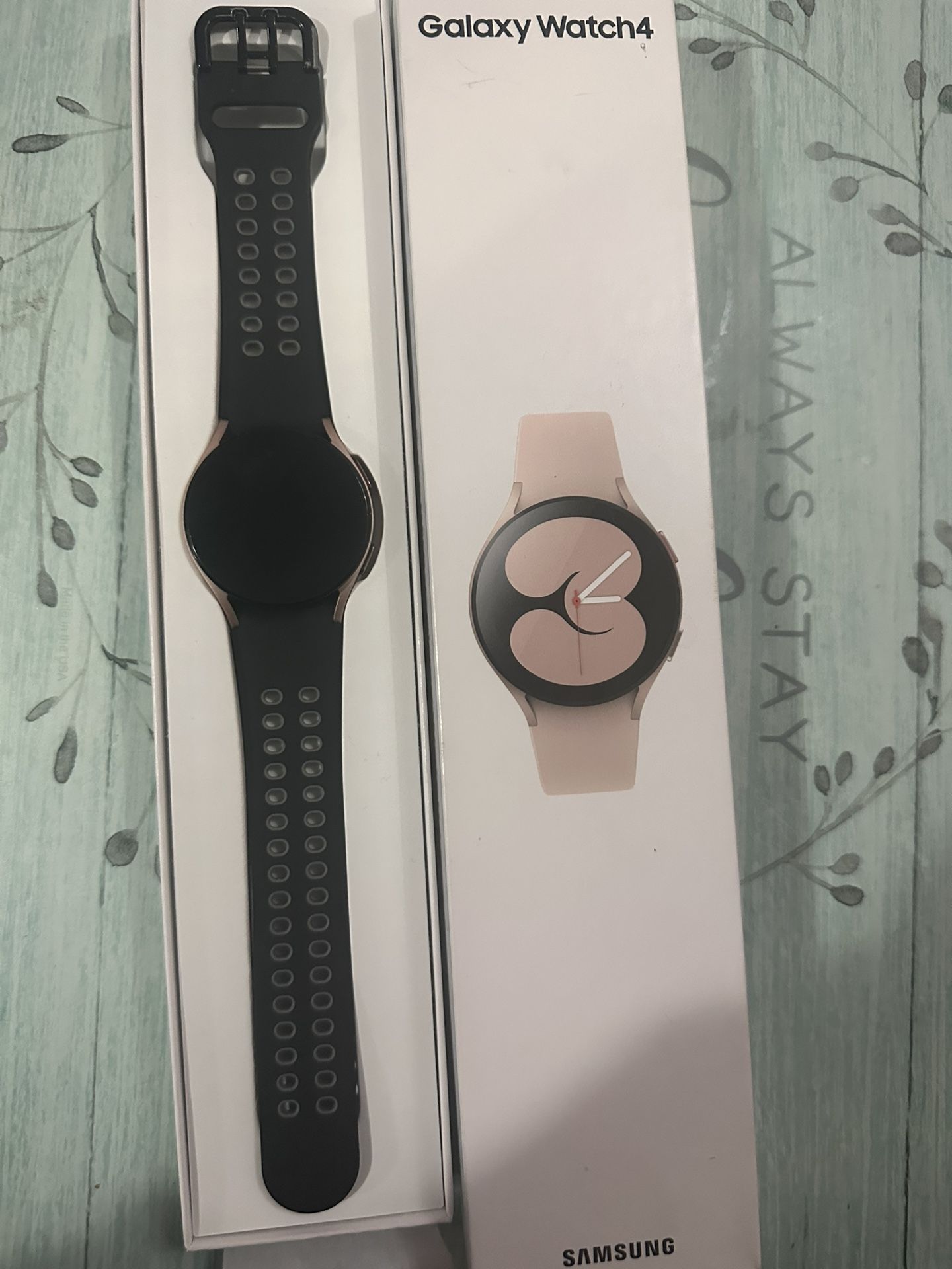 Galaxy Watch 4 like new.