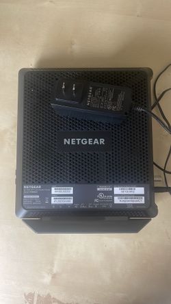 Netgear C7000v2 AC1900 WiFi cable modem router