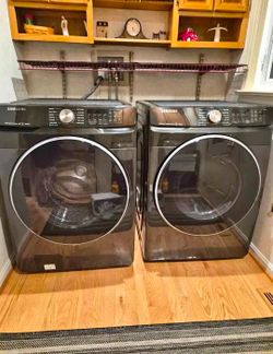 Washer and dryer set