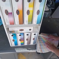 Dunn Edwards paint swatch kit