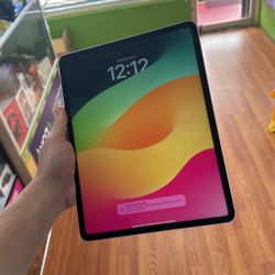 iPad Pro 12.9 Inch 5th Generation 128Gb WiFi & Cellular Only Used 