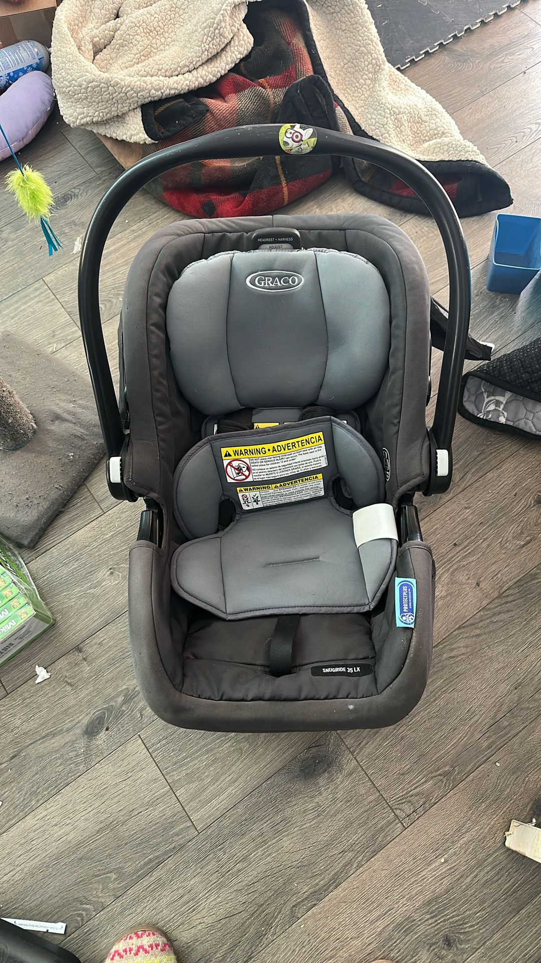 Graco Snugride 35LX Infant carseat