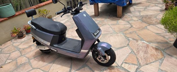 EV moped scooter