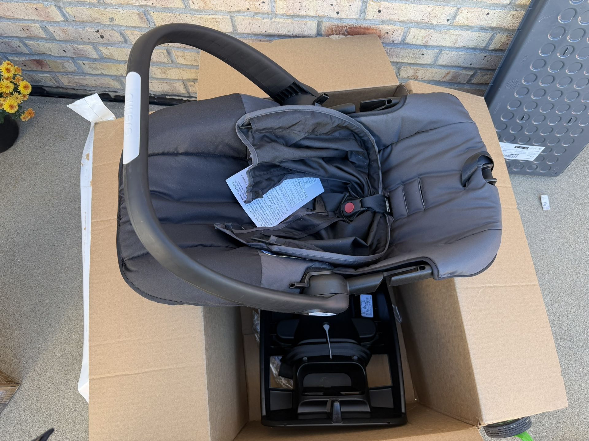 Evenflo Infant Car Seat