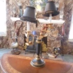 VINTAGE BRASS BIRD LAMP 

