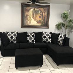 Black Sectional With Designed Pillows ‼️available In Grey ‼️