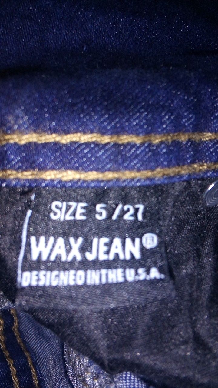 New never worn. Size 5 wax butt jeans