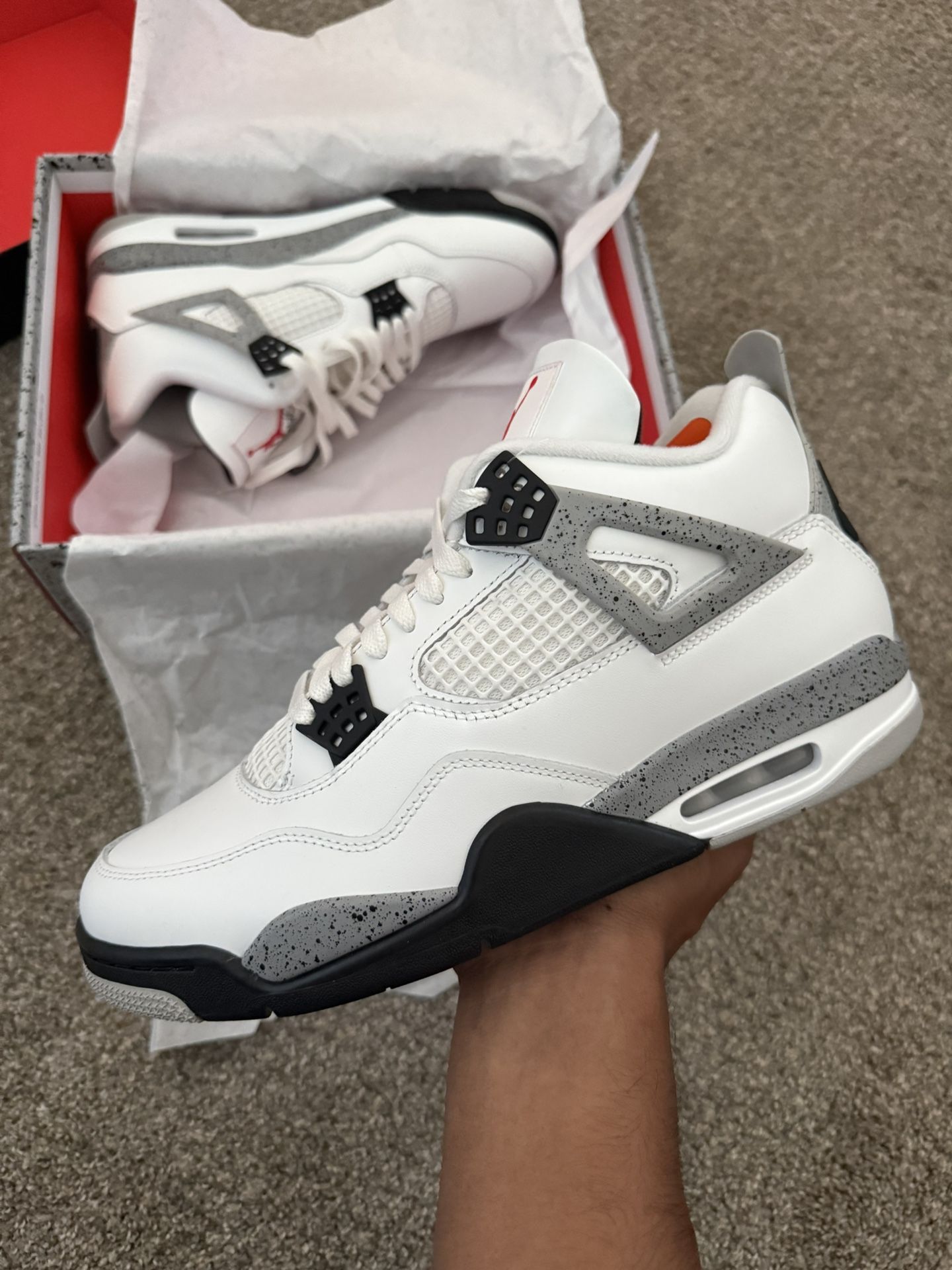Jordan 4 White Cement