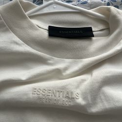 Essential Shirt 