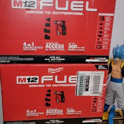 MILWAUKEE M12 FUEL DRILL DRIVER KIT $190 EACH 