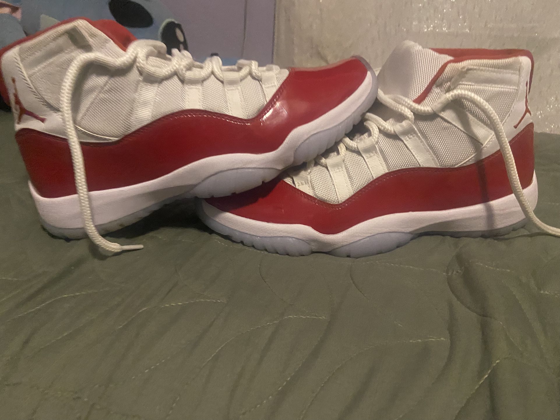 Jordan 11 Cherry