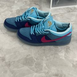 Nike SB Dunk Low Run the Jewels