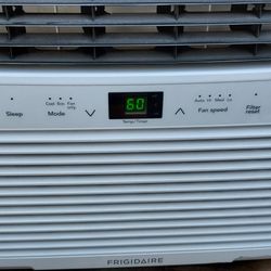 Ac Window Unit Frigidaire In Very Good Condition Clean