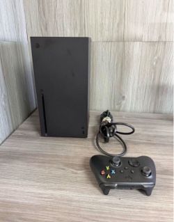 Xbox Series X 1 Terabyte Disc Edition - With Controller