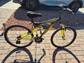 26 inch Mongoose XR75  Full Suspension Mountain Bike