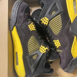 Jordan 4 Thunder Size 10