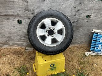 Toyota 4runner ,& Tacoma Gen 3-4 this 17” spare wheel alone OEM 265/65/17”