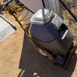 Windsor Clipper 12 Gallon Commercial Carpet Cleaner