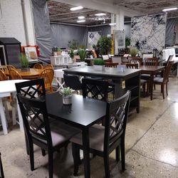 Small 5 PC Dining Set With 4 Black Chairs Fabric Seats (New)