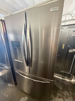 Frigidaire Gallery French Door Refrigerator