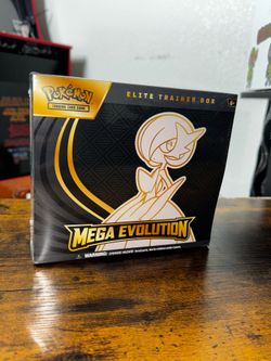 Pokémon Mega Evolution Gardevoir ETB