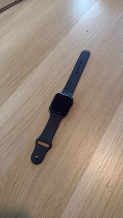 Apple Watch 44mm SE