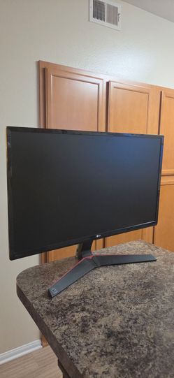24 Inch LG Monitor